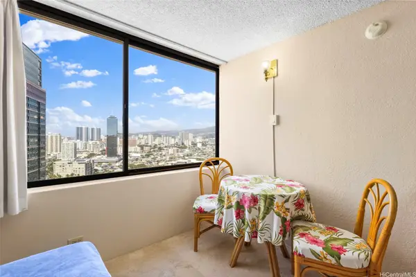 444 Niu Street #2502, Honolulu, HI 96815
