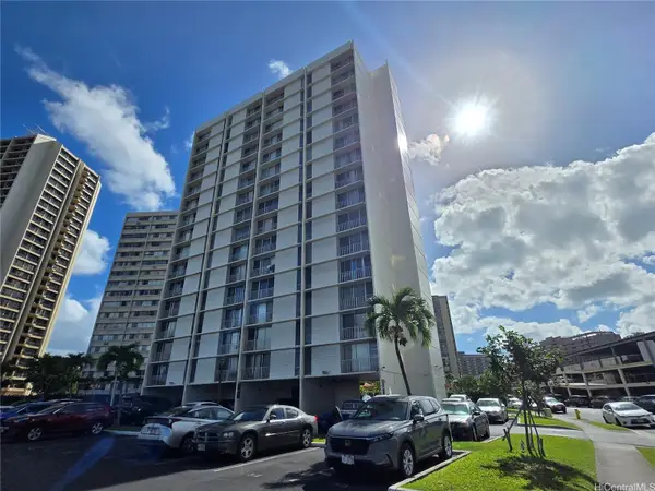 949 Ala Nanala Street #1303, Honolulu, HI 96818