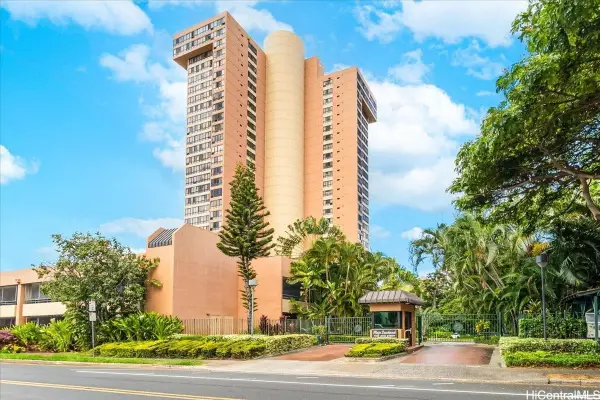 5333 Likini Street #1110, Honolulu, HI 96818