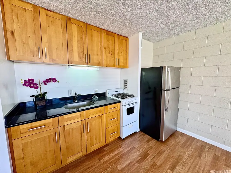 1550 Wilder Avenue #B403, Honolulu, HI 96822 - #3