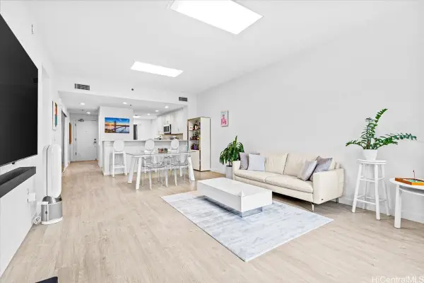 520 Lunalilo Home Road #8107, Honolulu, HI 96825