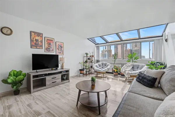 500 University Avenue #904, Honolulu, HI 96826