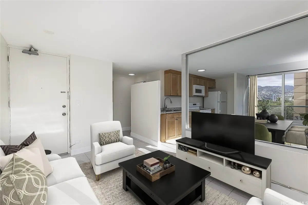 2421 Tusitala Street #501, Honolulu, HI 96815 - #1