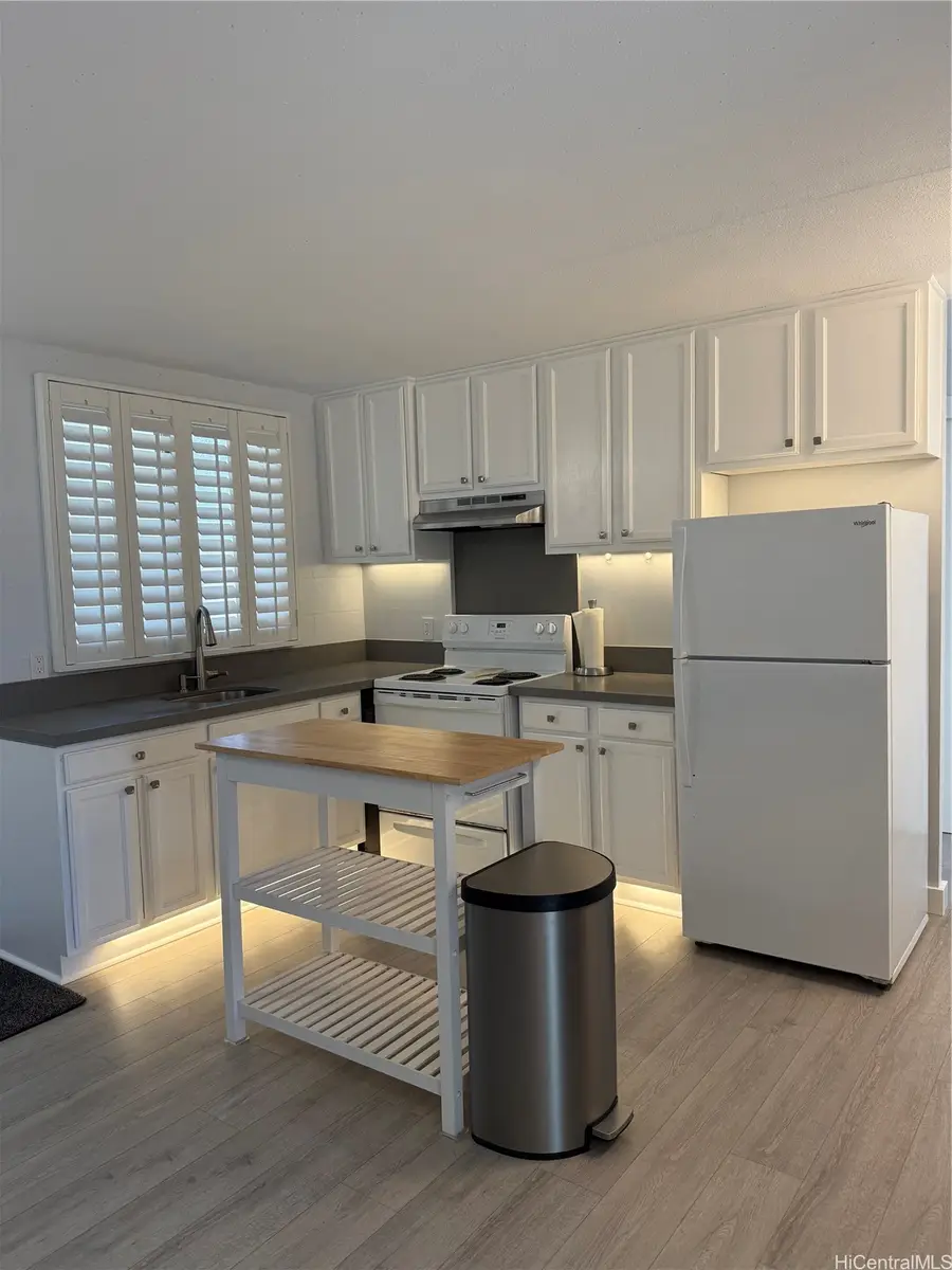 1325 N School Street #D206, Honolulu, HI 96817 - #3