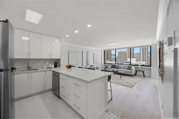 430 Lewers Street #1501, Honolulu, HI 96815