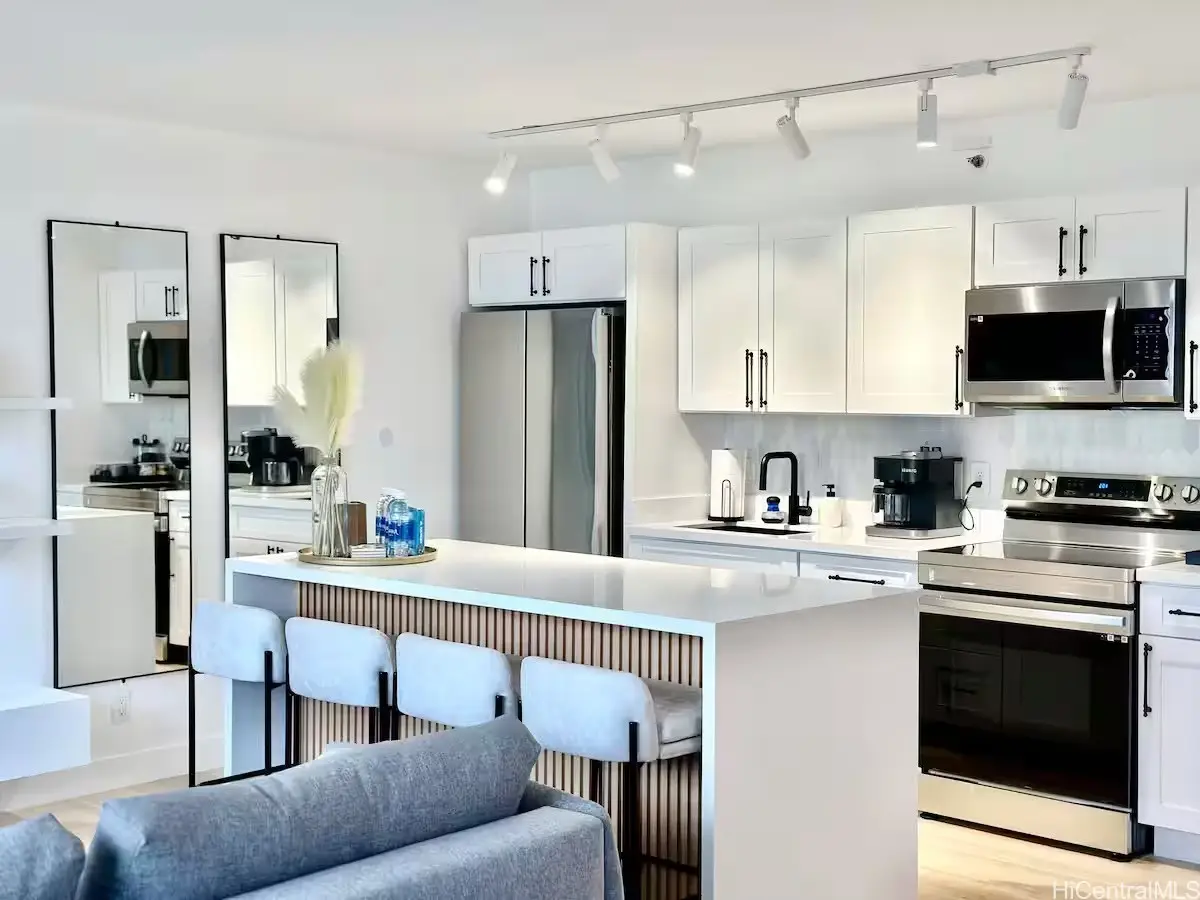 201 Ohua Avenue #901, Honolulu, HI 96815 - #1