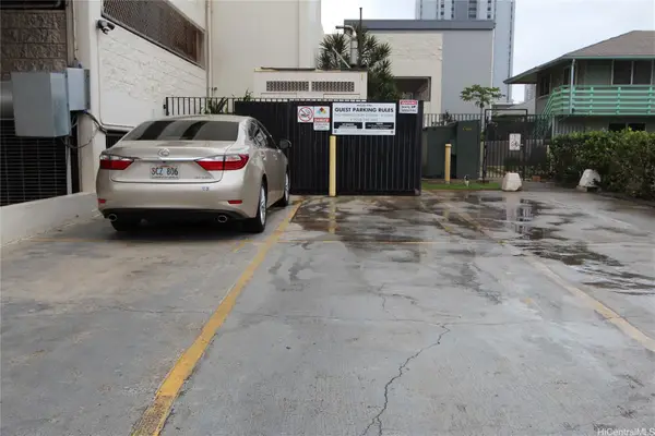 Address Withheld By Seller, Honolulu, HI 96826