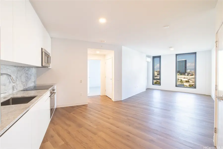 987 Queen Street #1113, Honolulu, HI 96814 - #2