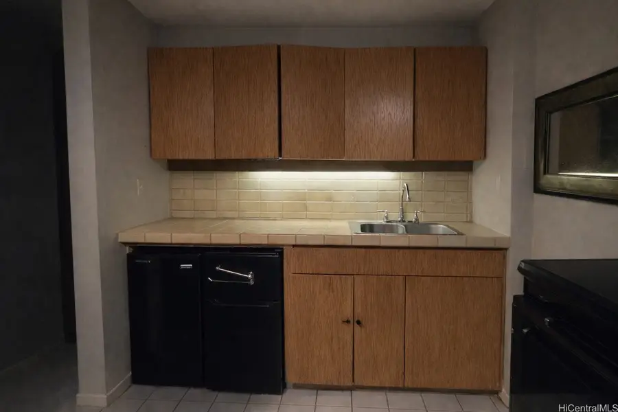 1088 Bishop Street #1404, Honolulu, HI 96813 - #3