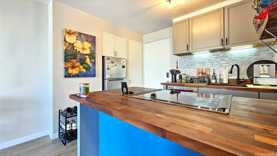 1535 Pensacola Street #605, Honolulu, HI 96822 - #3