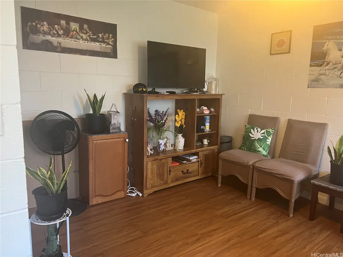 1470 Kaumualii Street #B112, Honolulu, HI 96817 - #1