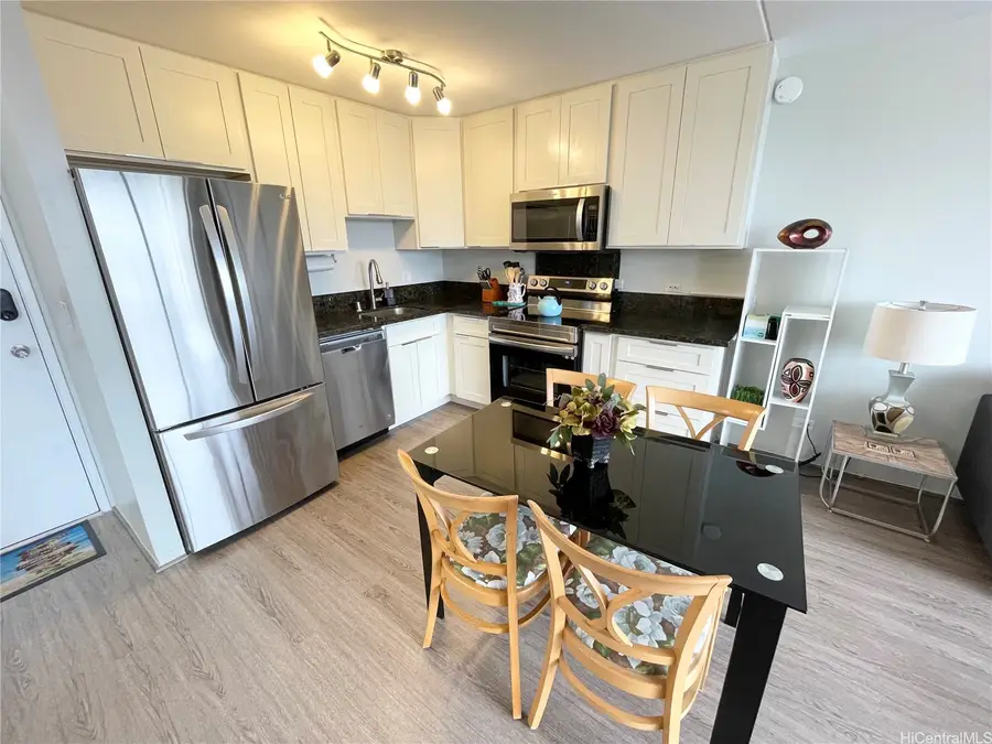 411 Hobron Lane #3802, Honolulu, HI 96815 - #3