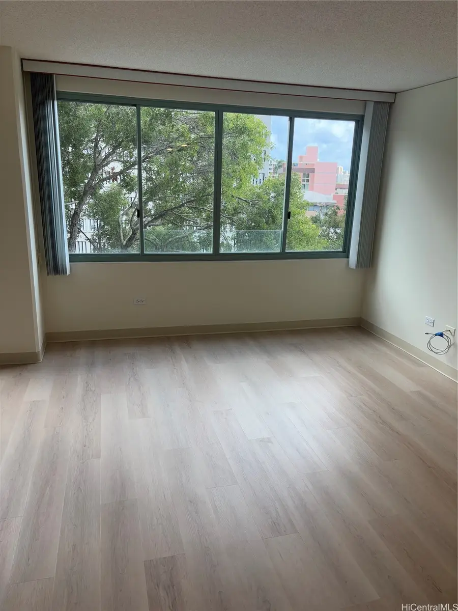 1314 Kalakaua Avenue #403, Honolulu, HI 96826 - #3