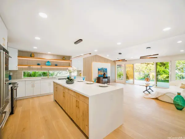 3565 Loulu Street, Honolulu, HI 96822