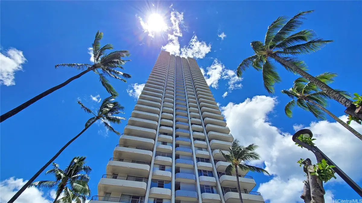 2825 S King Street #201, Honolulu, HI 96826 - #1