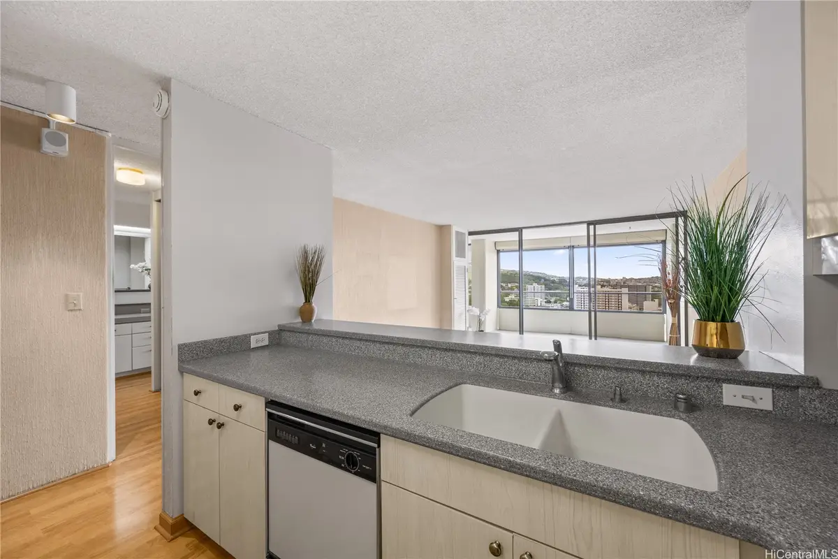 1717 Mott Smith Drive #2005, Honolulu, HI 96822 - #1