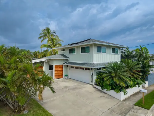 725 Paopua Loop, Kailua, HI 96734