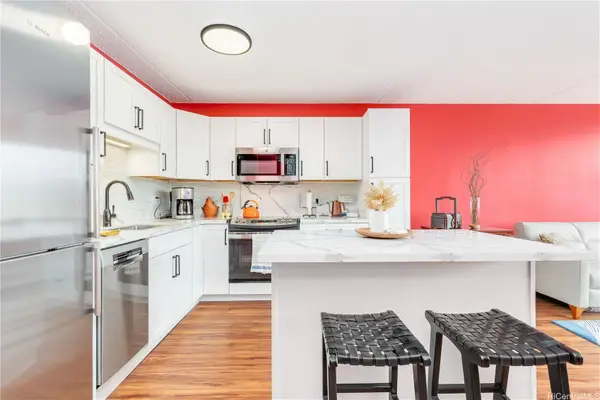 411 Hobron Lane #2202, Honolulu, HI 96815