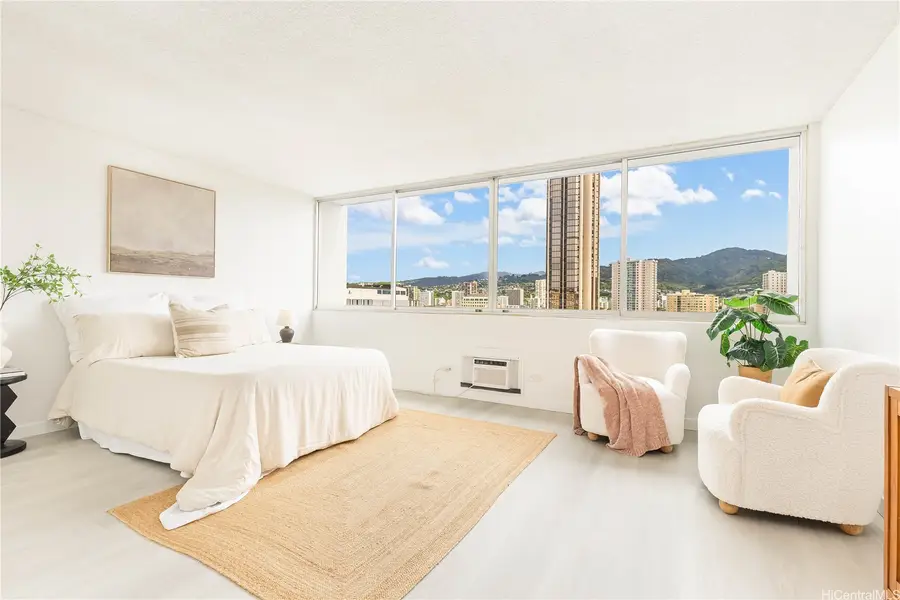 1560 Kanunu Street #1401, Honolulu, HI 96814 - #2