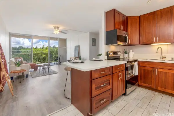 95-2031 Waikalani Place #D901, Mililani, HI 96789