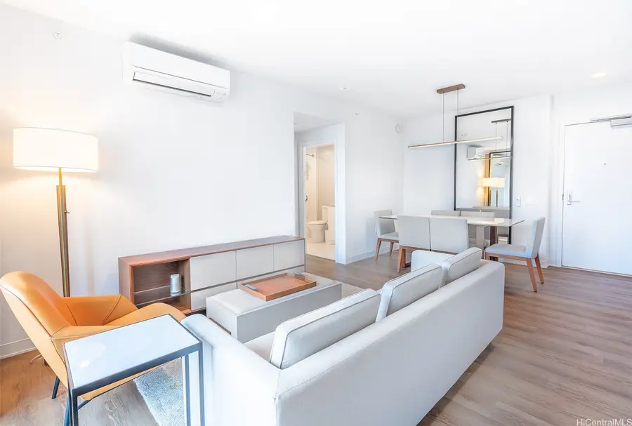 987 Queen Street #1303, Honolulu, HI 96814 - #3