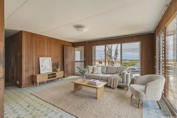 99-237 Lalani Street, Aiea, HI 96701