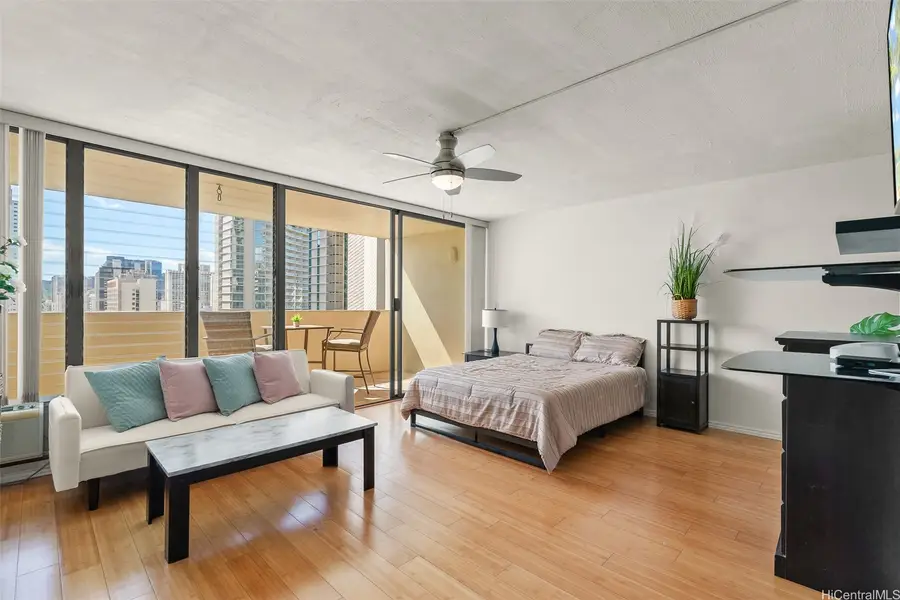 2092 Kuhio Avenue #1701, Honolulu, HI 96815 - #2