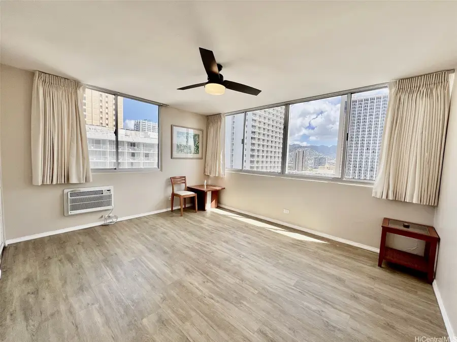 2500 Kalakaua Avenue #1604, Honolulu, HI 96815 - #3