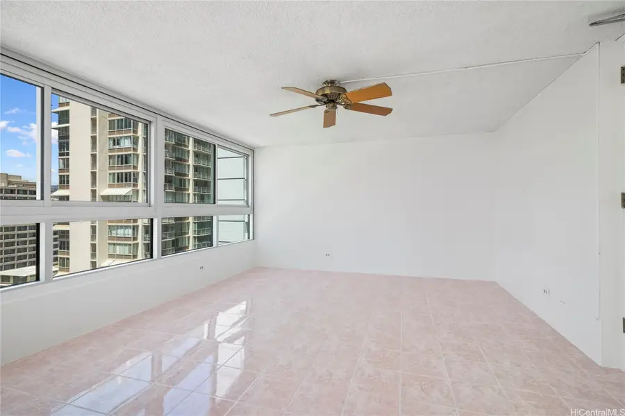2421 Tusitala Street #1103, Honolulu, HI 96815 - #2