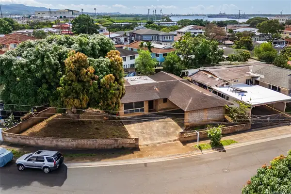 94-315 Kahuahele Street, Waipahu, HI 96797