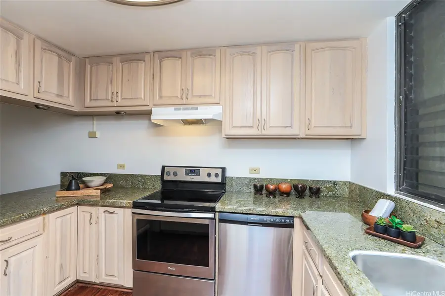 521 Hahaione Street #2/1F, Honolulu, HI 96825 - #3