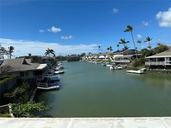 317 Opihikao Place #432, Honolulu, HI 96825