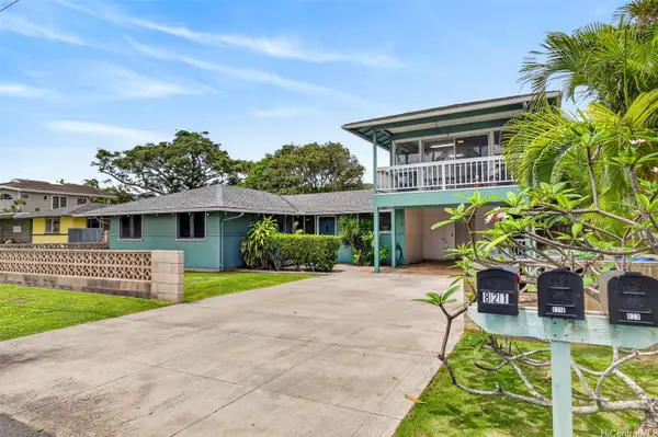 821 Kainui Drive, Kailua, HI 96734