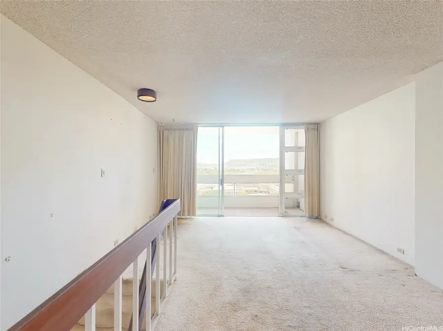 555 University Avenue #1205, Honolulu, HI 96826 - #2