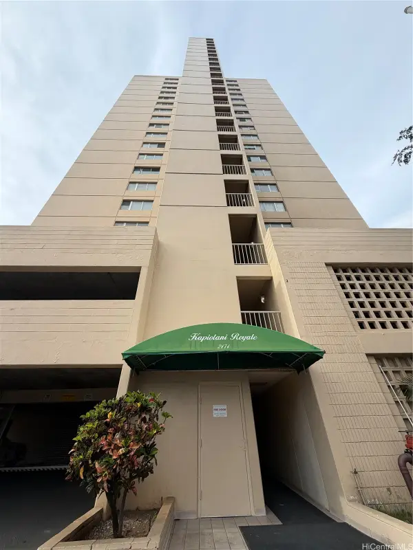 2474 Kapiolani Boulevard #1002, Honolulu, HI 96826
