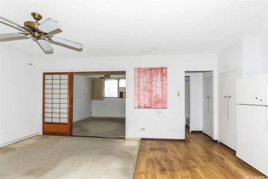 1525 Pensacola Street #302, Honolulu, HI 96822 - #3