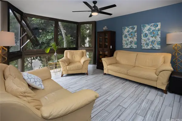 531 Hahaione Street #2-4A, Honolulu, HI 96825