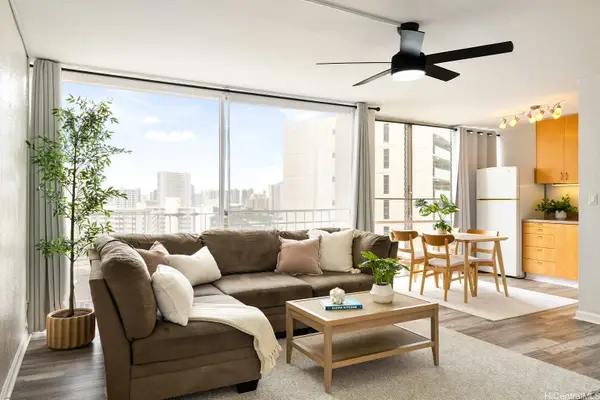 1702 Kewalo Street #801, Honolulu, HI 96822