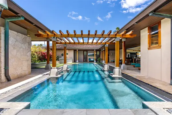 396 Dune Circle, Kailua, HI 96734