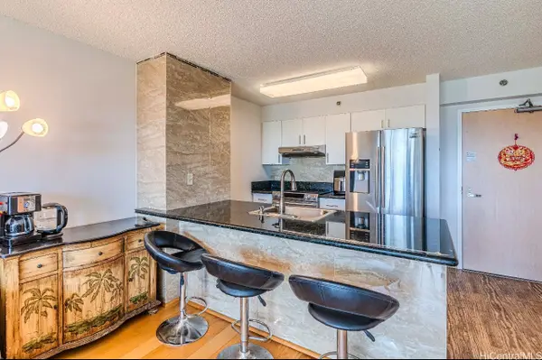 3009 Ala Makahala Place #1505, Honolulu, HI 96818