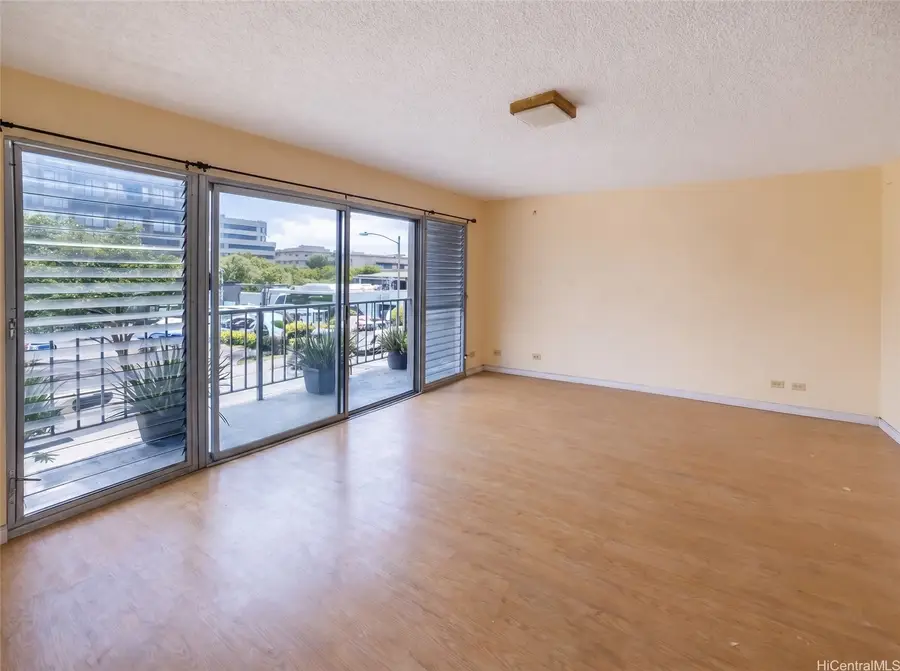 731 Amana Street #303, Honolulu, HI 96814 - #3