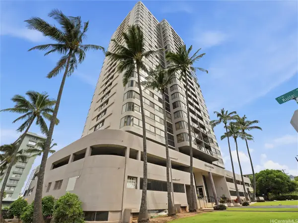 2724 Kahoaloha Lane #1805, Honolulu, HI 96826