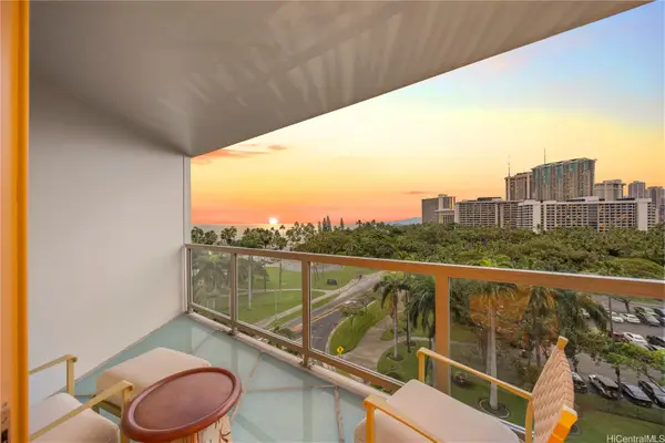 223 Saratoga Roads #817, Honolulu, HI 96815