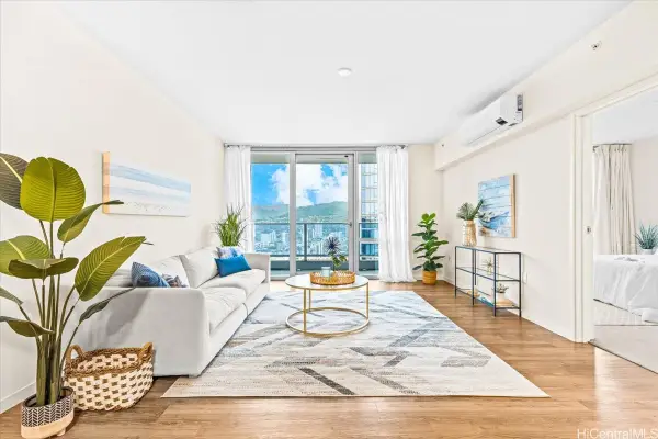 1391 Kapiolani Boulevard #3904, Honolulu, HI 96814