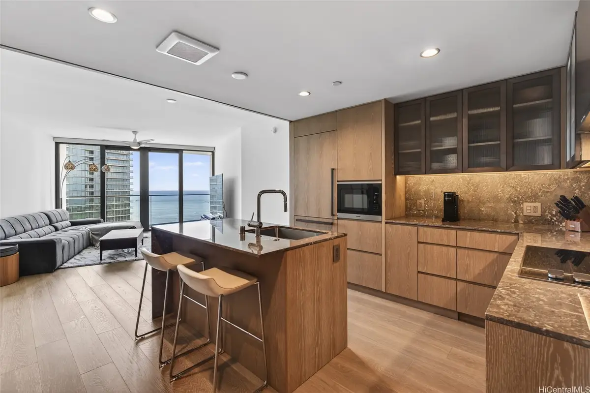 1000 Auahi Street #2802, Honolulu, HI 96814 - #1