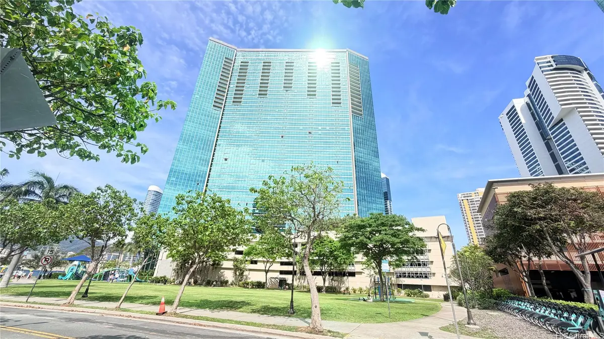 1177 Queen Street #3204, Honolulu, HI 96814 - #1