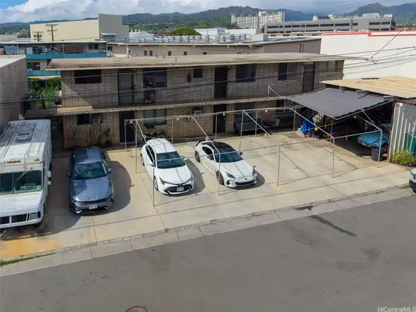 2135 Bannister Place, Honolulu, HI 96819