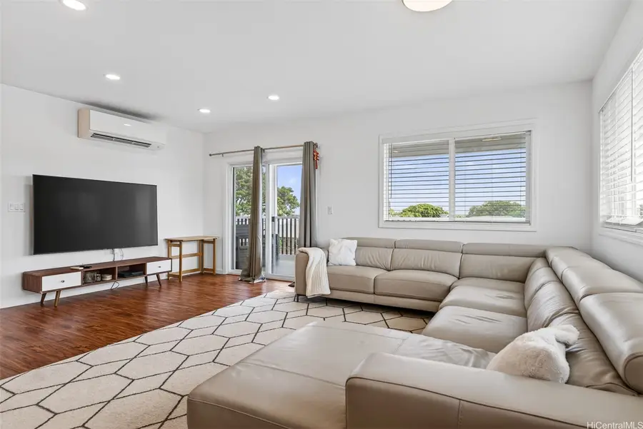 1184 Palekaiko Street #B, Pearl City, HI 96782 - #3