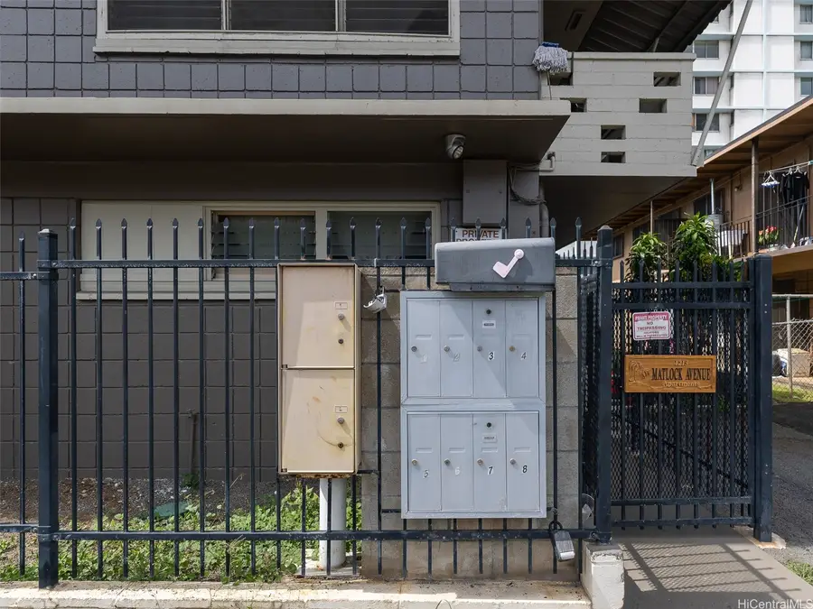 1213 Matlock Avenue, Honolulu, HI 96814 - #2
