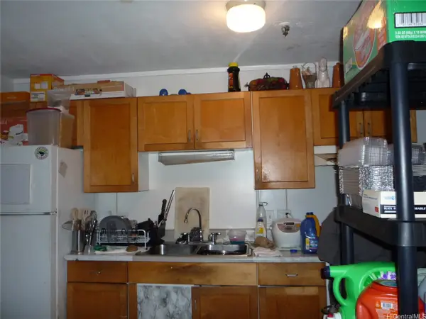 1226 Alexander Street #507, Honolulu, HI 96826